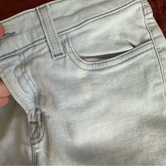 J Brand Mid Rise Crop Capri in the color Solana size 27 - Picture 13 of 16